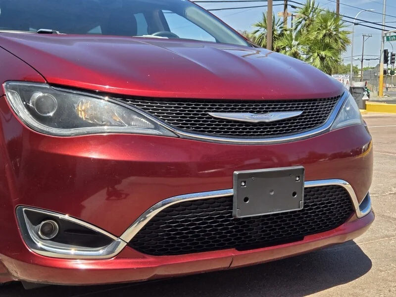 Used 2018 Velvet Red Pearlcoat Chrysler Touring Plus image 5