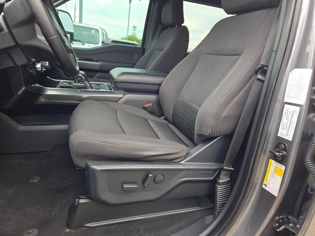 Used 2023 Gray Ford XLT image 23