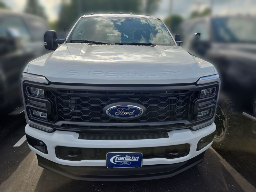 New 2026 Oxford White Ford F-250® XL image 9