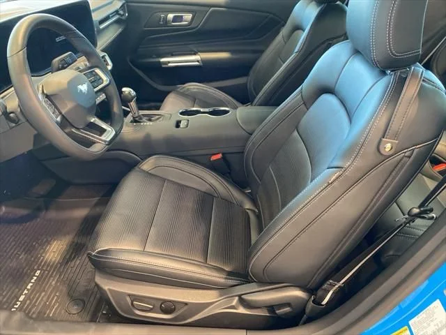 2025 Ford Mustang GT Premium Fastback - Photo 14
