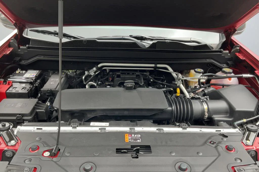 New 2026 Radiant Red Tintcoat Chevrolet LT image 21