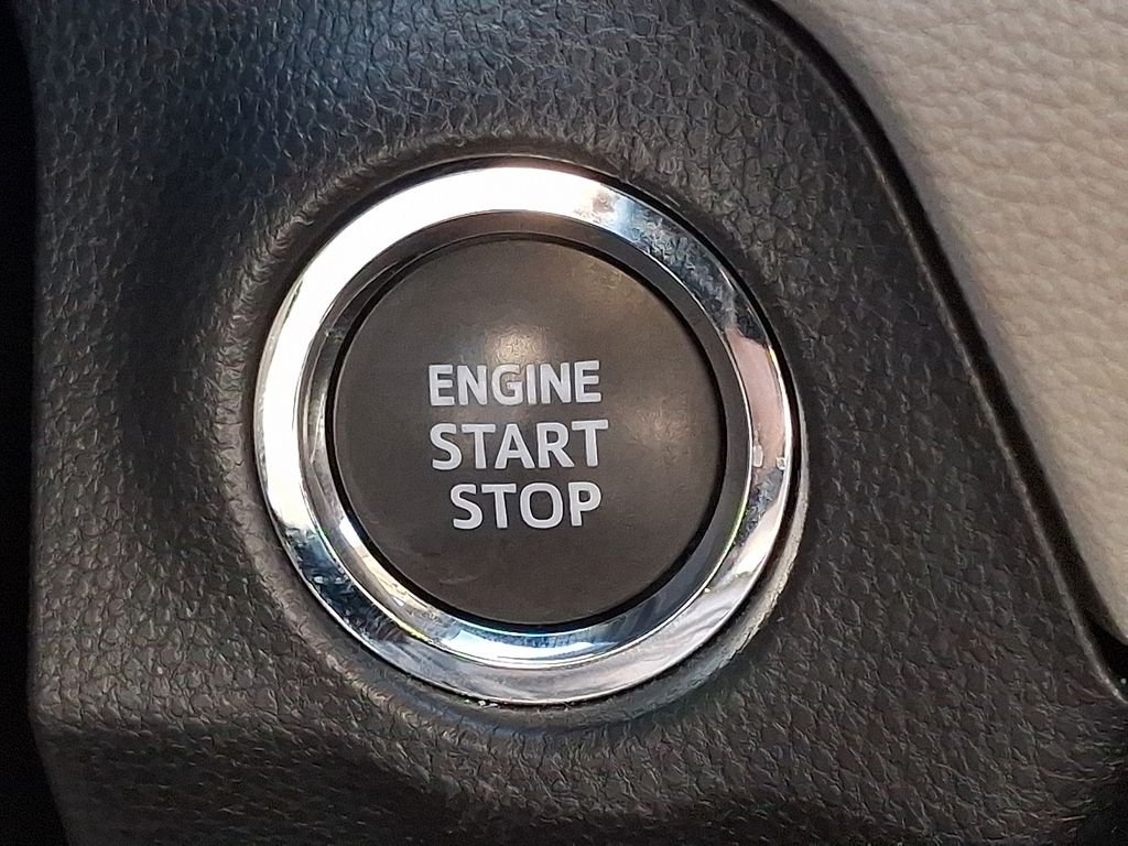 Used 2024 White Toyota XLE image 23