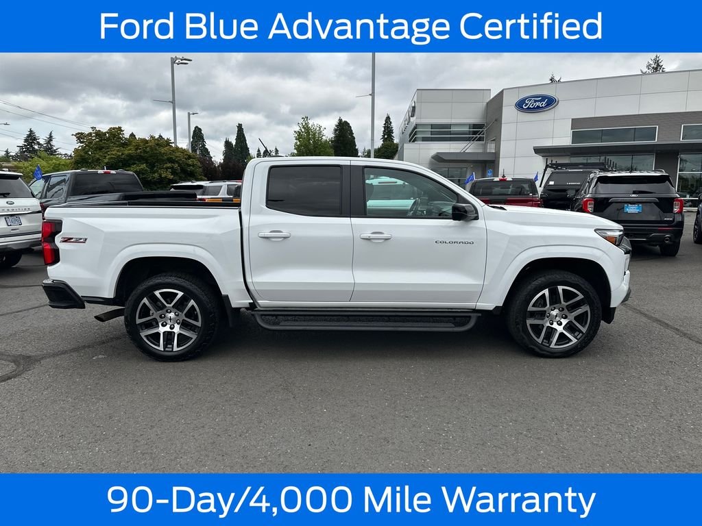 Used 2023 White Chevrolet Z71 image 9