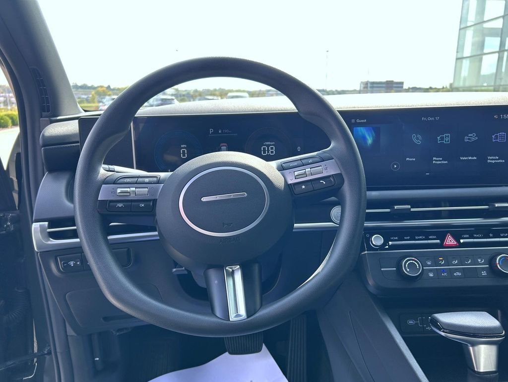 2025 Hyundai Santa Cruz SE - Photo 13