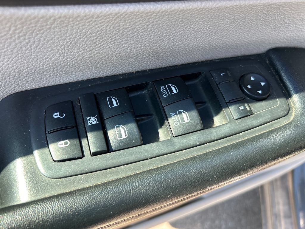 2019 Chrysler Pacifica Touring L - Photo 11