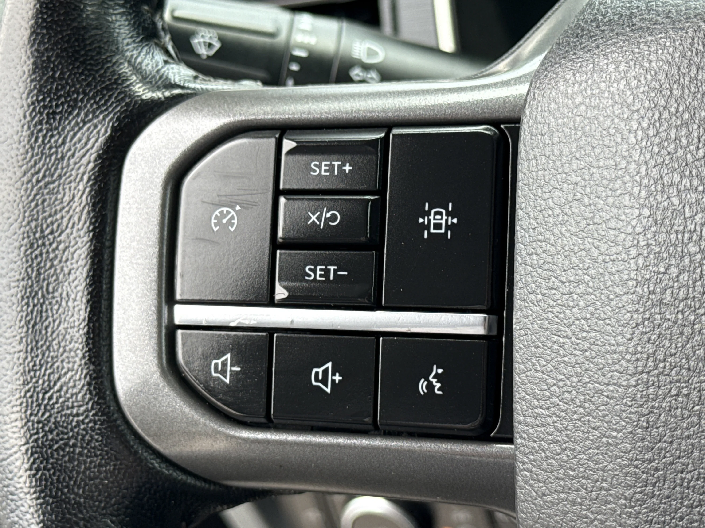 Used 2021 Carbonized Gray Metallic Ford XLT image 38
