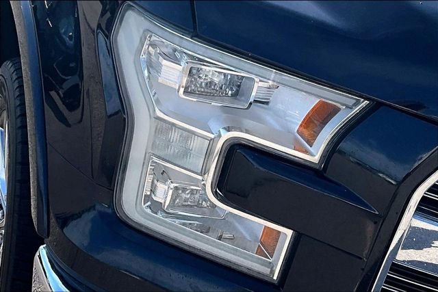 Used 2017 Black Ford King Ranch image 30