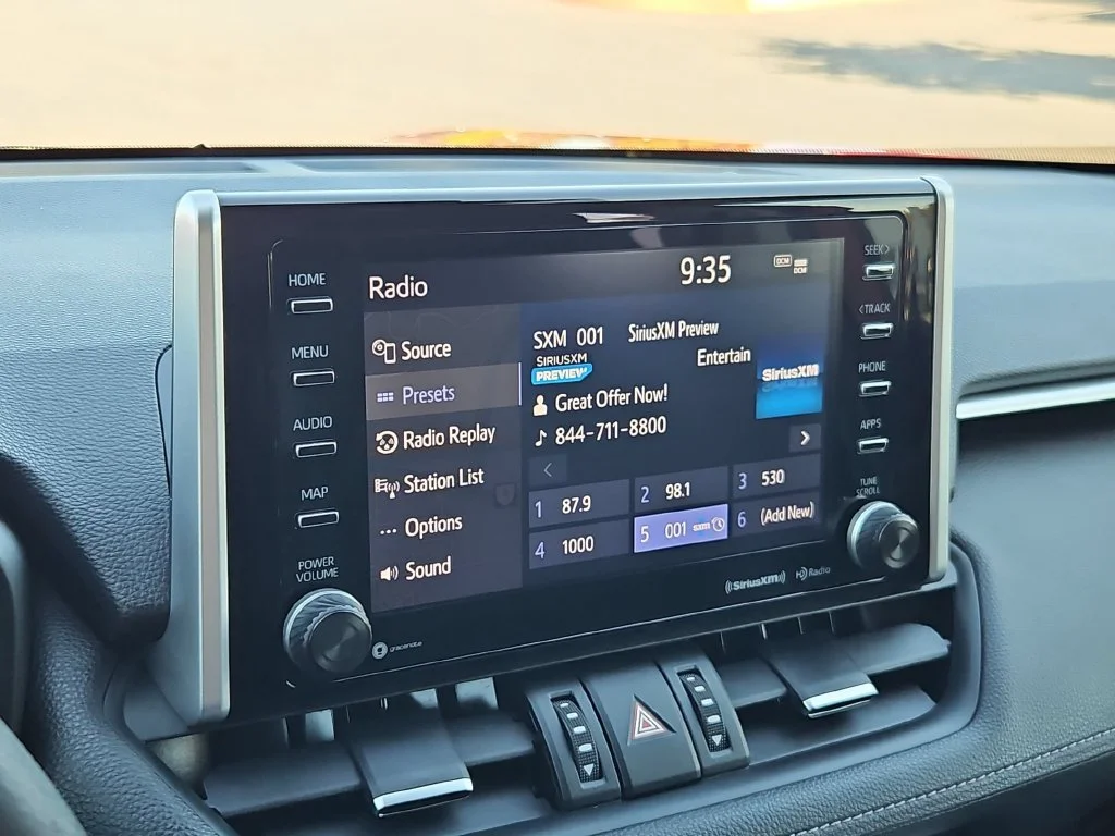 Used 2019 Pearl Toyota Limited image 17