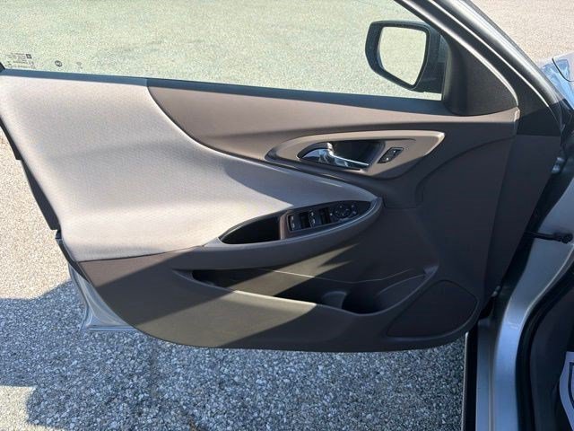 Used 2020 Silver Ice Metallic Chevrolet LS image 11