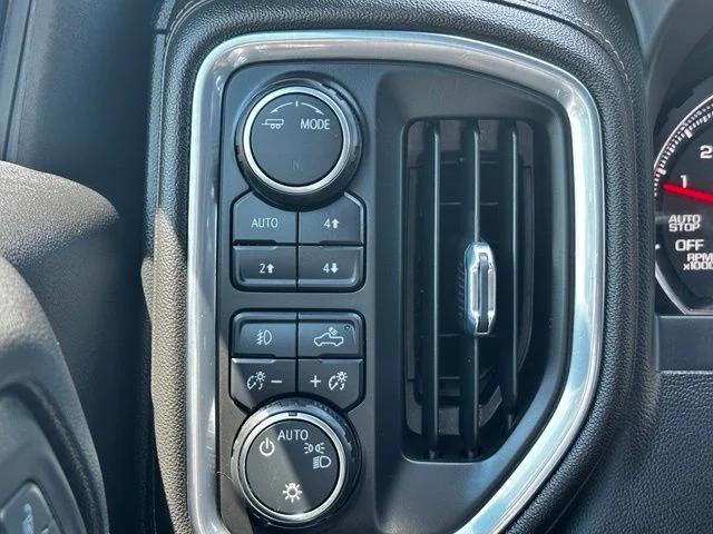 2022 Chevrolet Silverado 1500 Limited RST - Photo 18