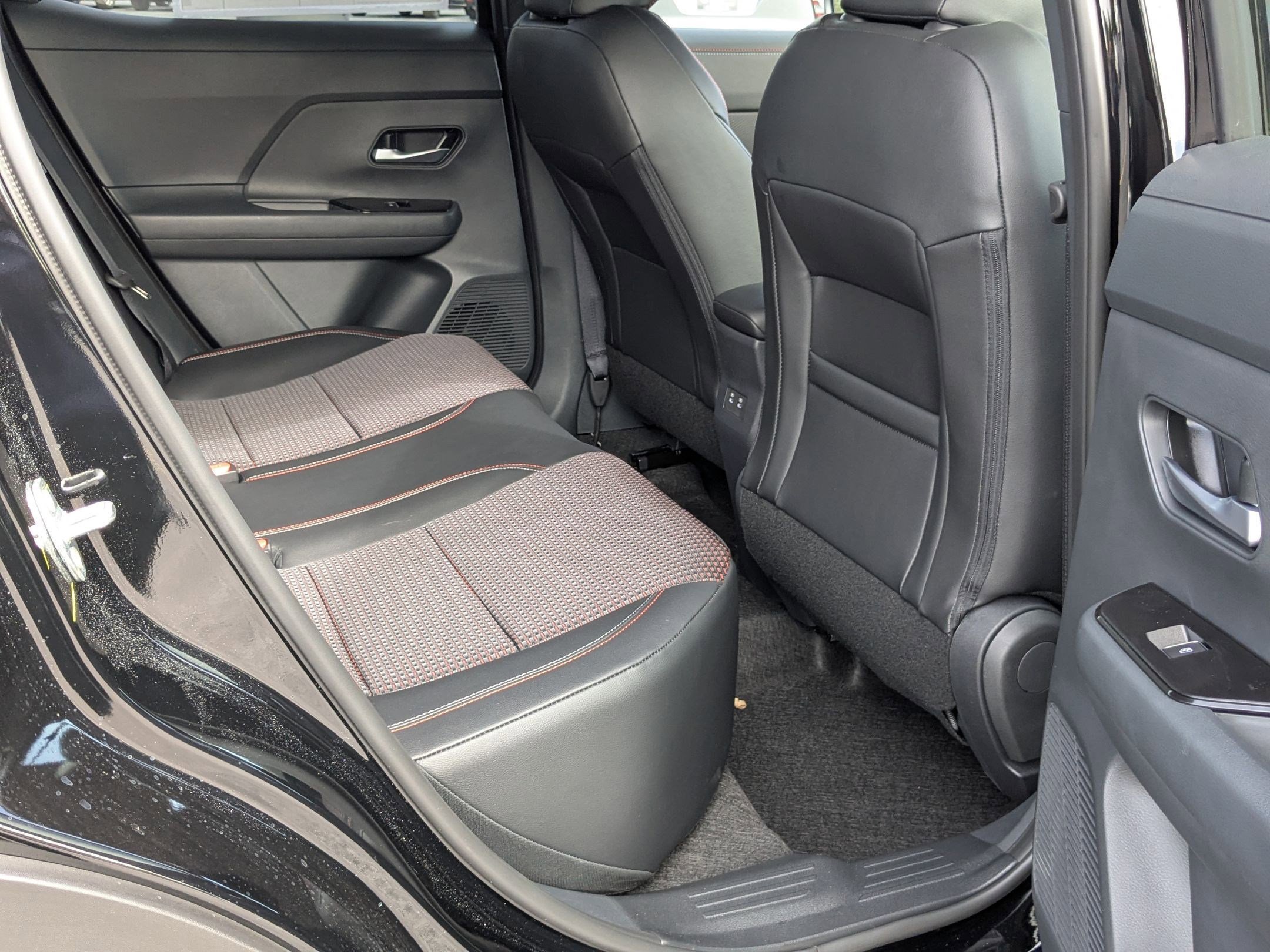 2026 Nissan KICKS SR AWD - Photo 21