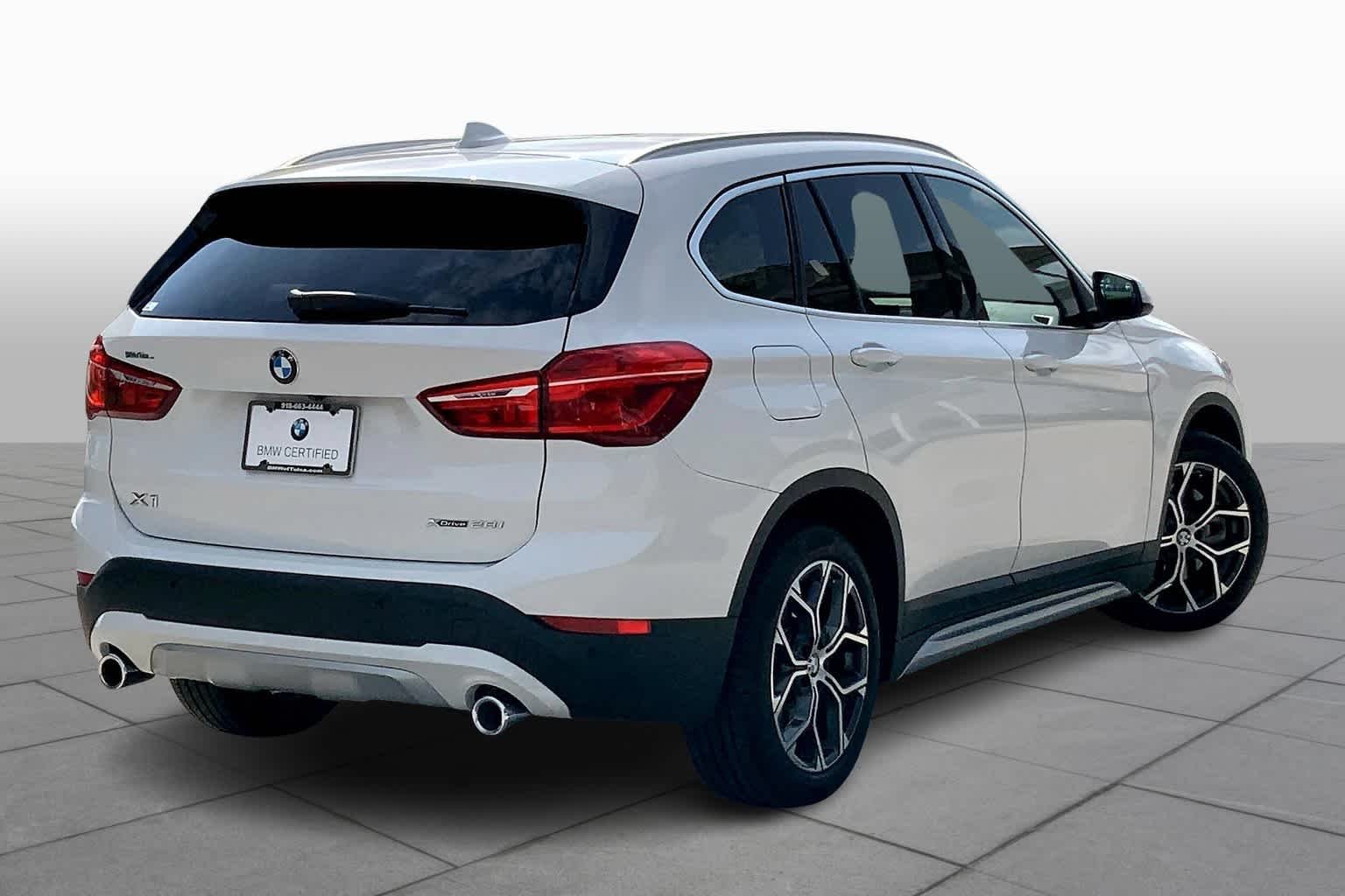 Used 2021 Alpine White BMW xDrive28i image 12