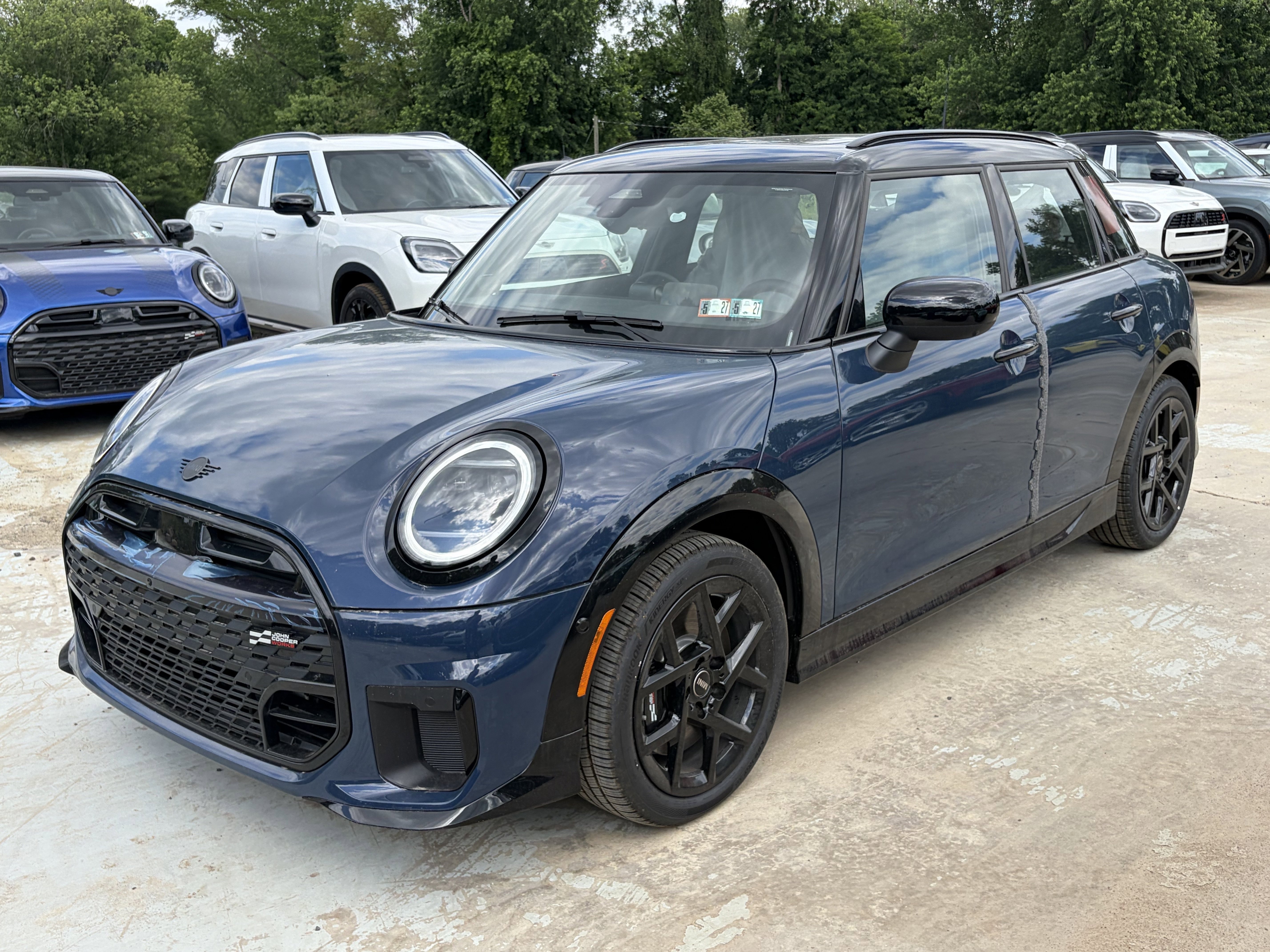 2026 MINI Hardtop Cooper S's photo