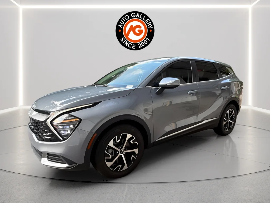 Used 2024 Silver Kia EX image 3