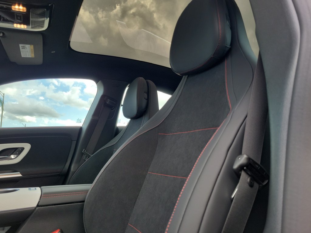 New 2027 Polar White Mercedes-Benz CLA 220 image 20