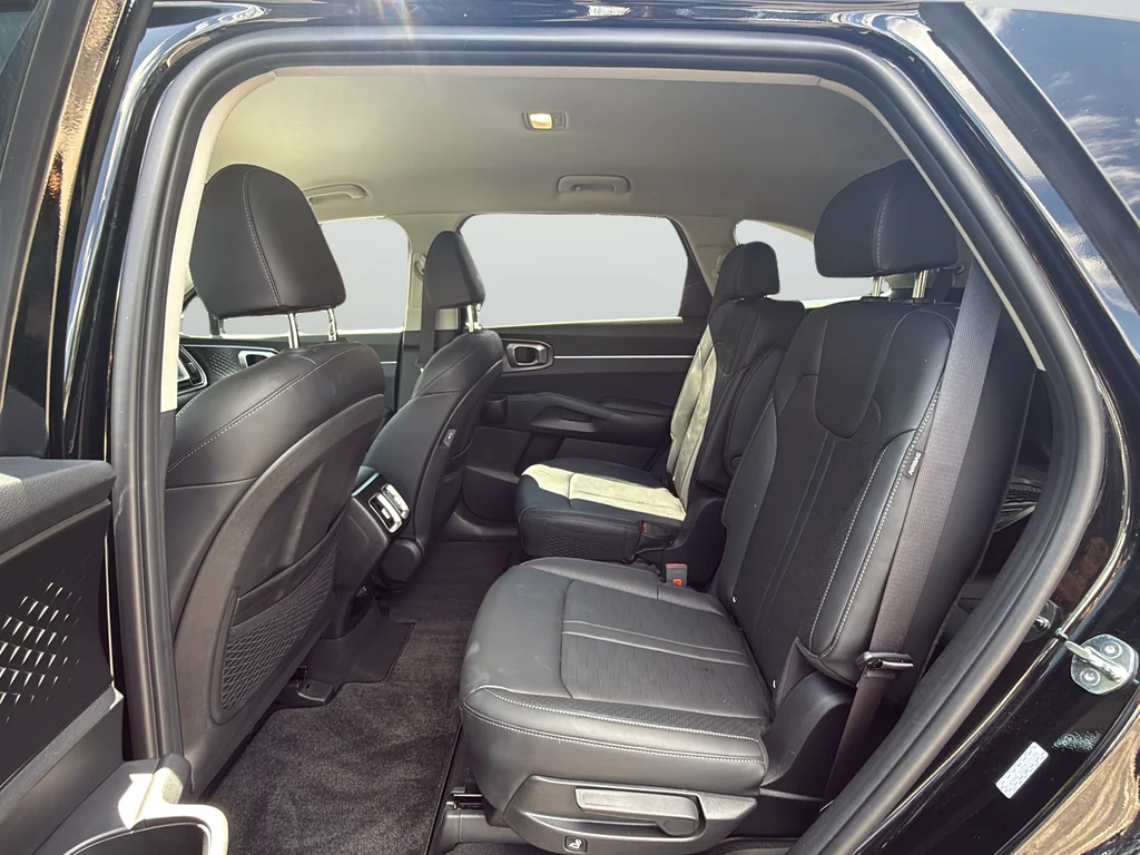 Certified Used 2025 Black Kia EX image 27