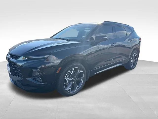 Used 2021 BLACK Chevrolet RS image 1