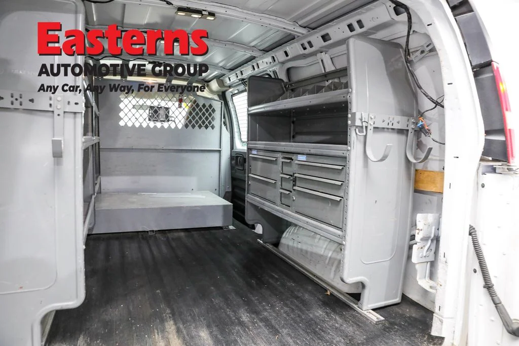 Used 2015 White GMC Work Van image 20
