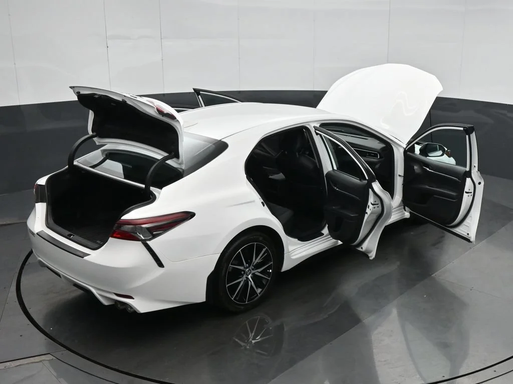 Used 2024 White Toyota SE image 40