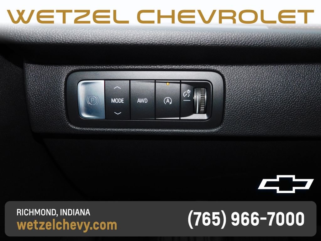 Used 2026 Beige Chevrolet Z71 image 36