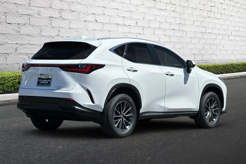 New 2026 Ultra White Lexus  350 AWD image 4