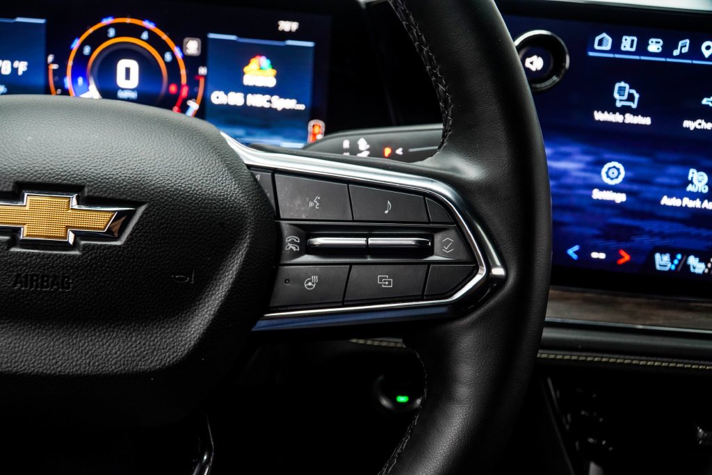 Used 2025 Black Chevrolet Premier image 37