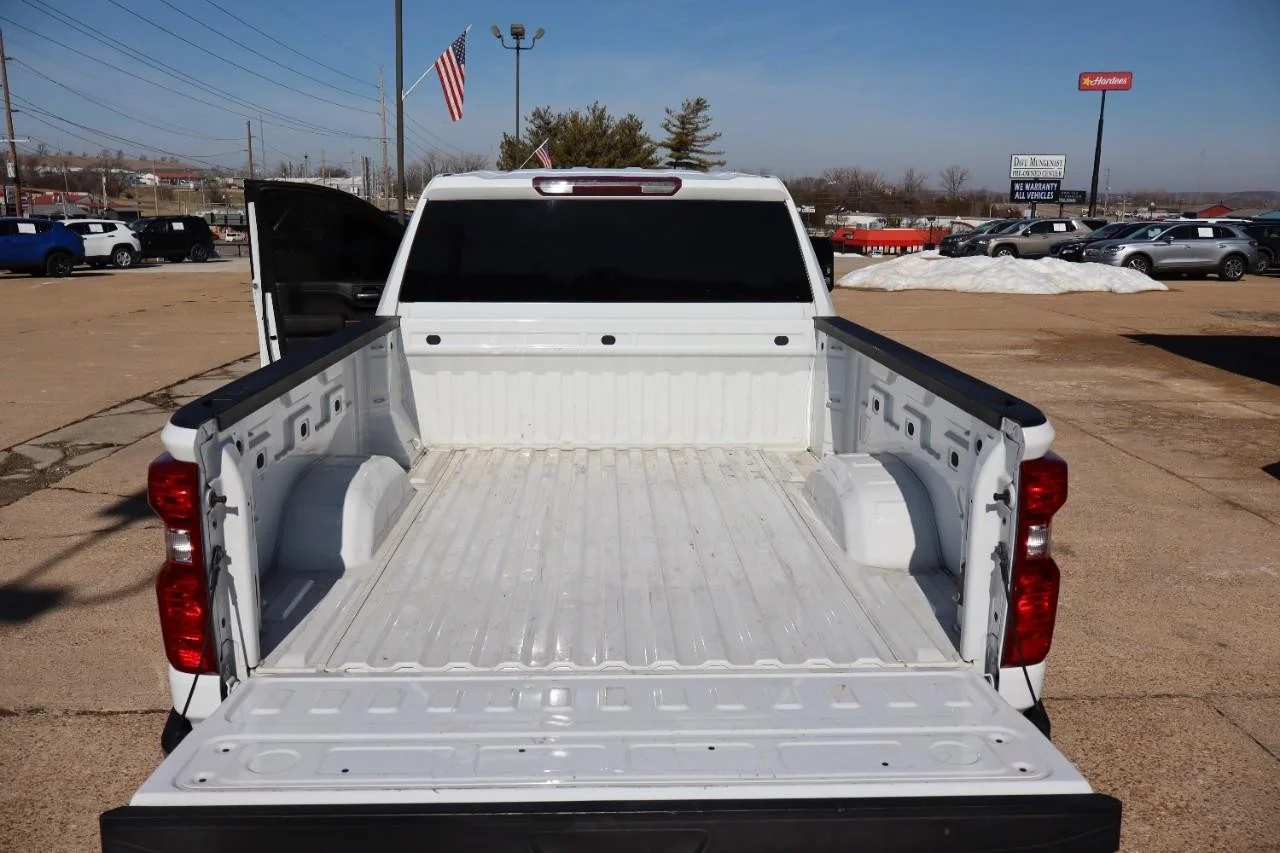 Used 2021 WHITE Chevrolet LT image 19