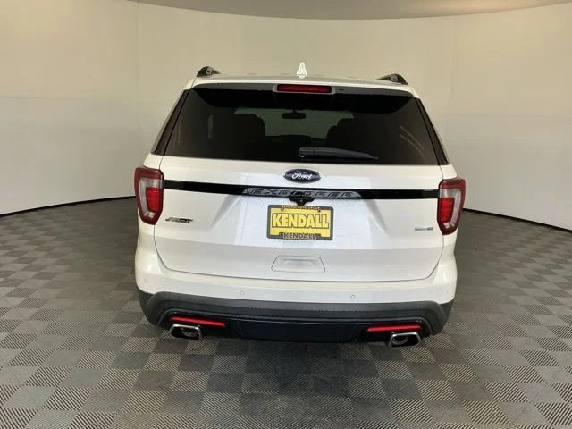 Used 2016 White Ford Sport image 8