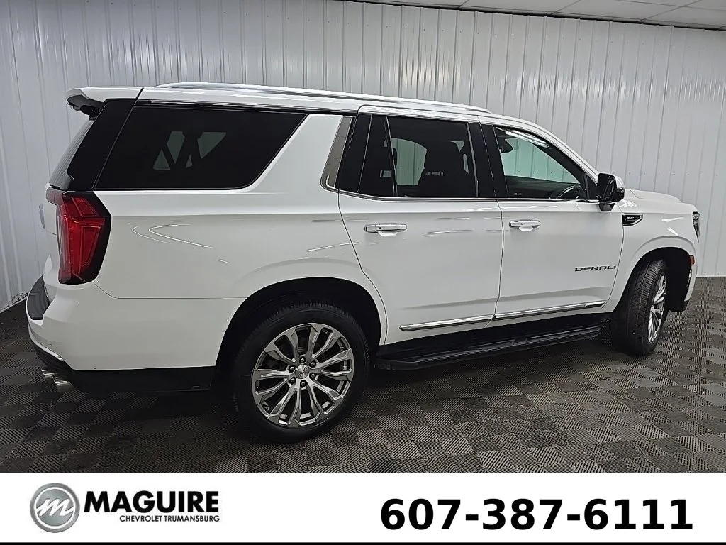 Used 2022 White GMC Denali image 3