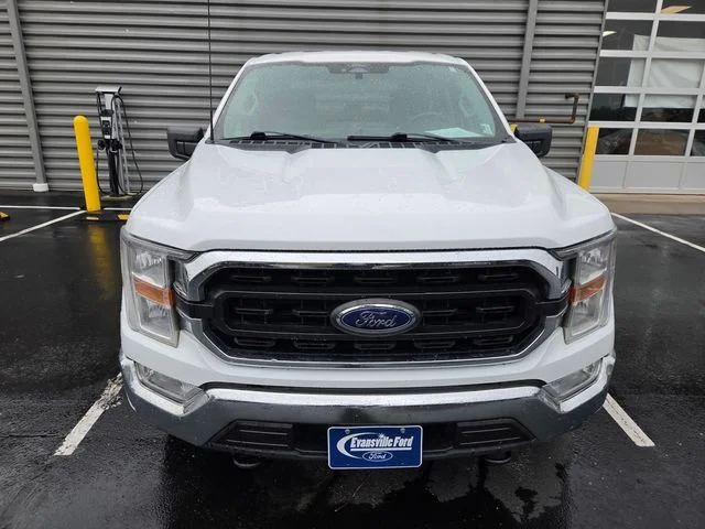Used 2022 Oxford White Ford XLT image 2