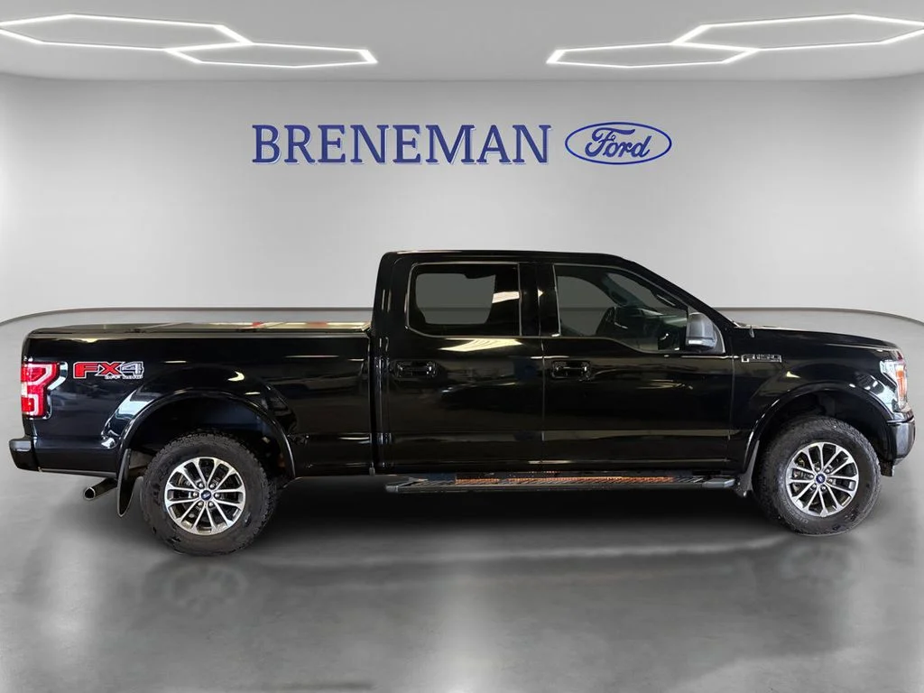 Used 2018 Shadow Black Ford XLT image 4