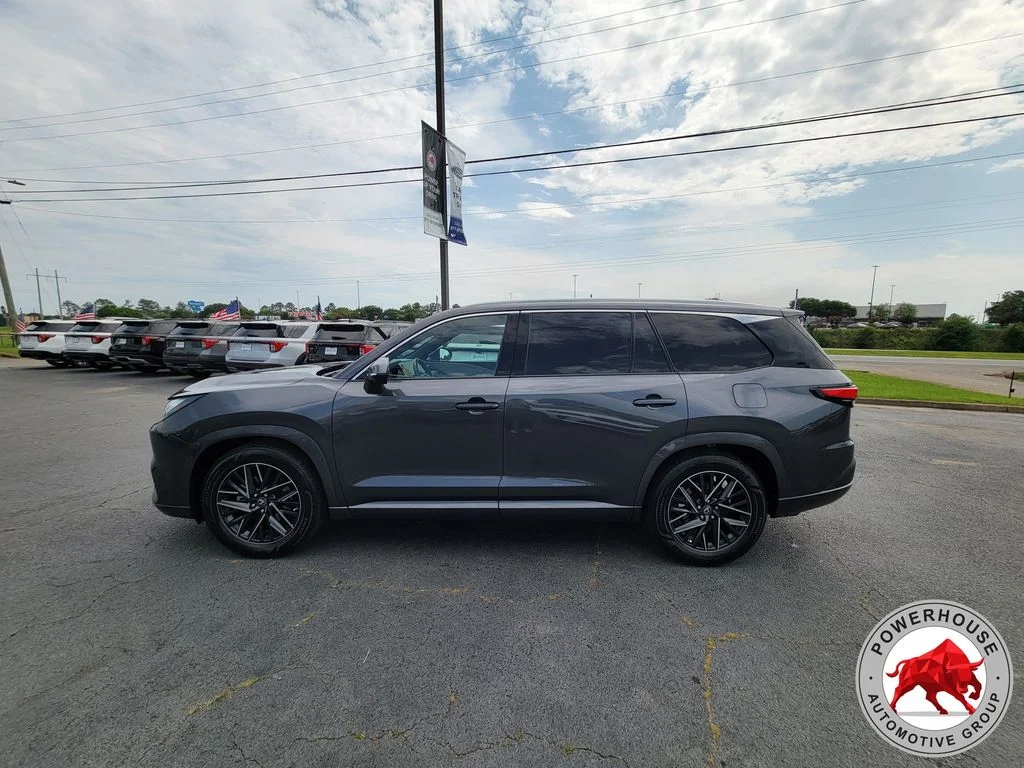 Used 2024 Gray Lexus 350 Luxury image 3