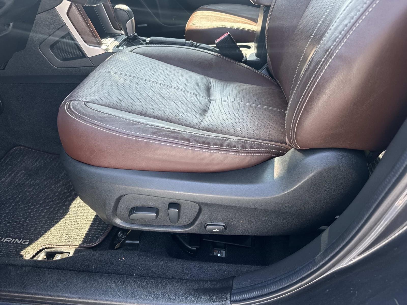 Used 2018 Dark Gray Metallic Subaru Touring image 16