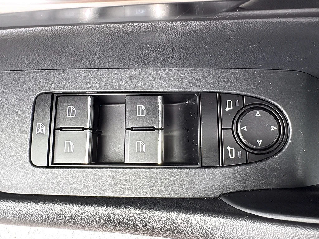 Used 2024 Machine Gray Metallic Mazda  image 35