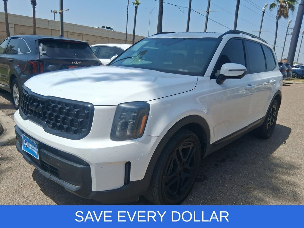 Used 2025 White Kia EX X-Line image 3