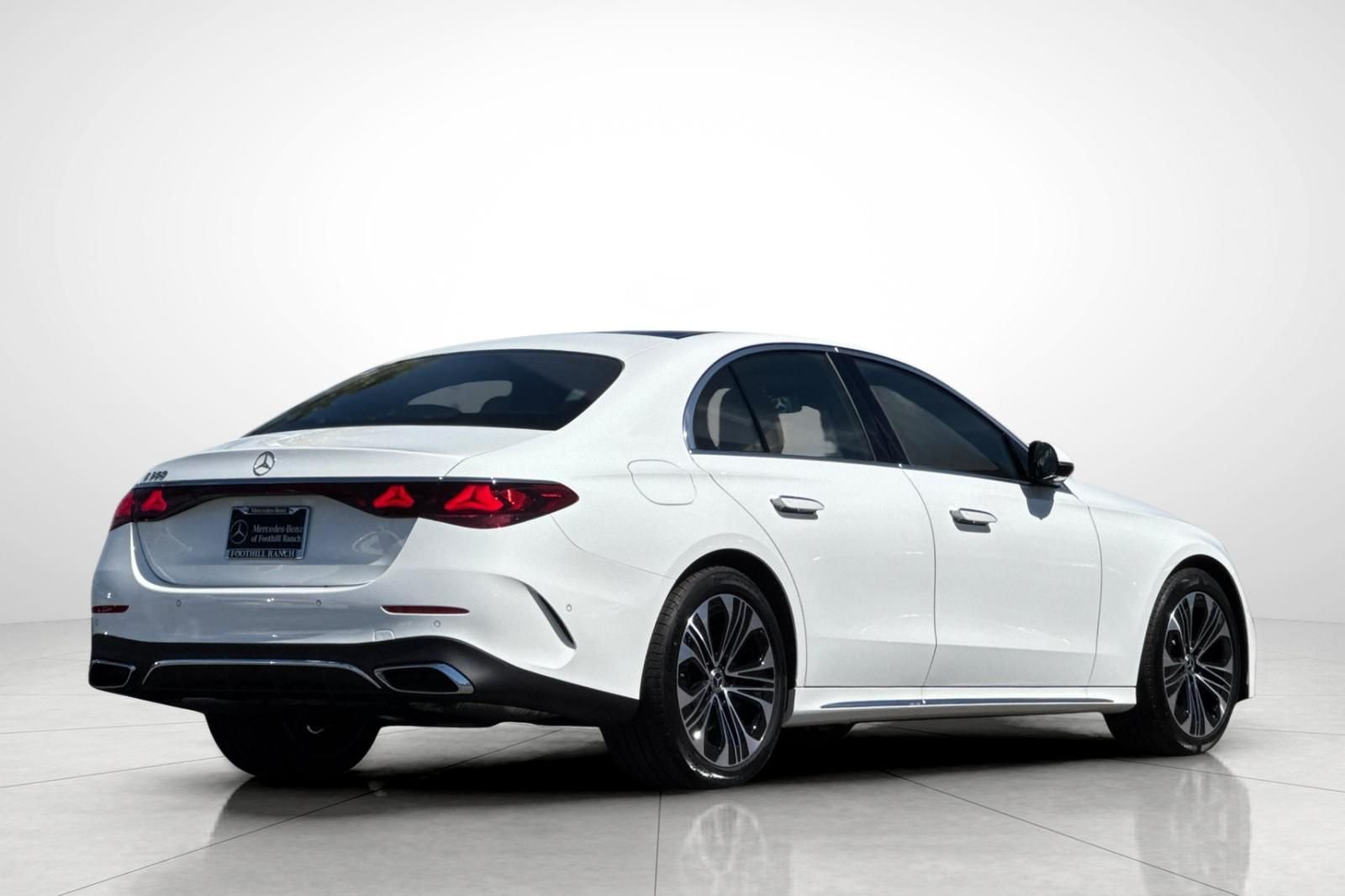 New 2026 Polar White Mercedes-Benz E 350 image 9