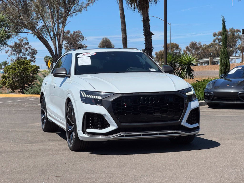 Used 2023 Glacier White Audi 4.0T image 4