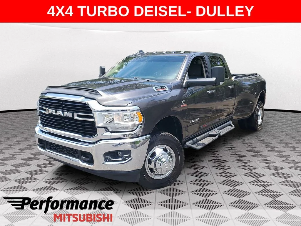 2019 RAM 3500 Big Horn 4X4 Crew Cab LWB's photo