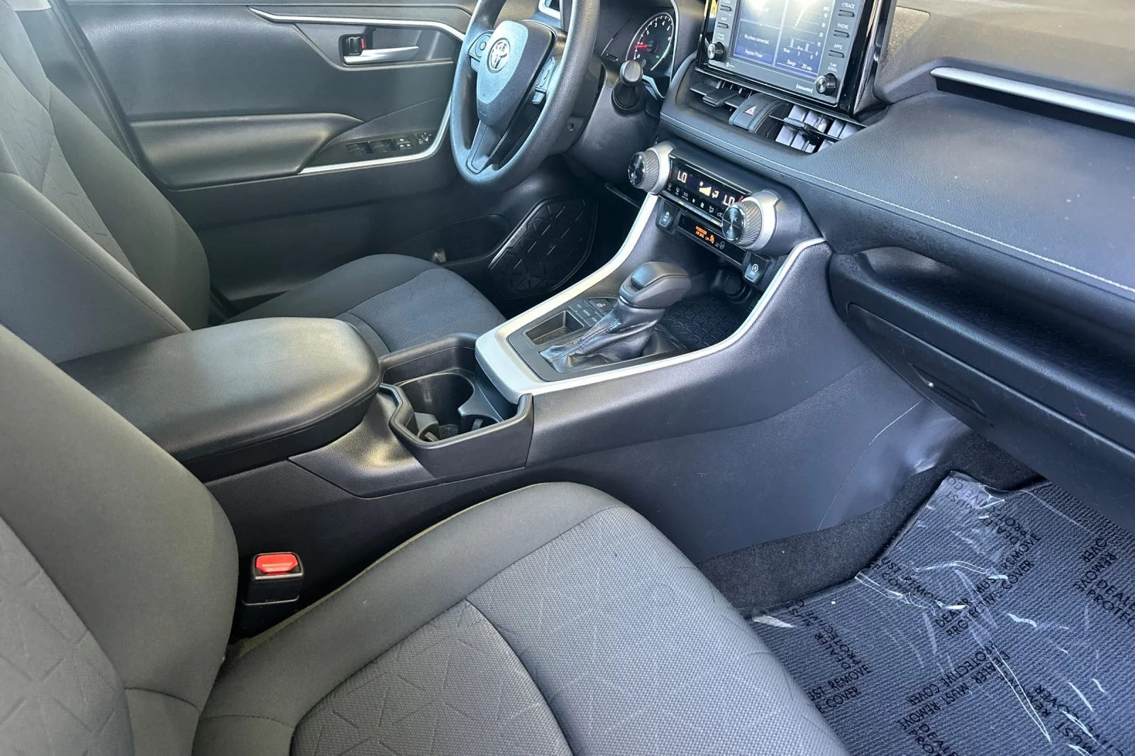 Used 2021 MAGNETIC GRAY Toyota XLE image 15