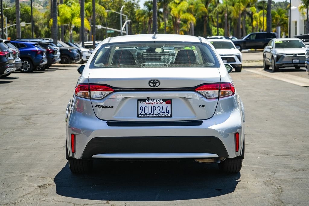 Used 2022 Silver Toyota LE image 5