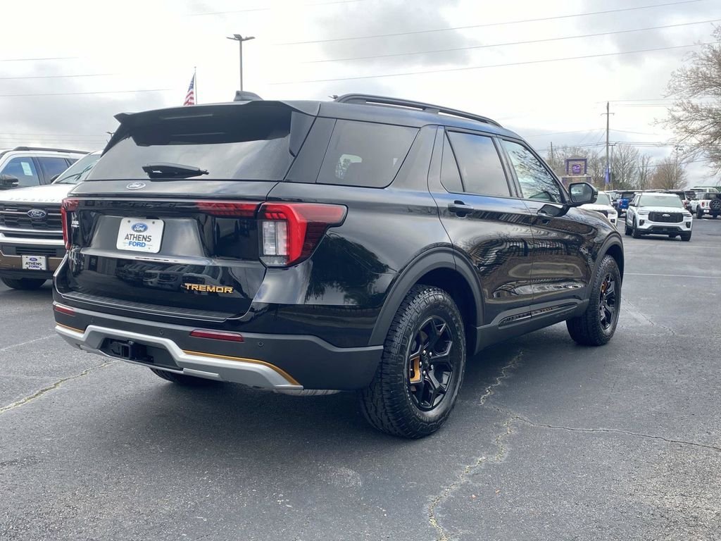 New 2026 Agate Black Metallic Ford Tremor® image 3