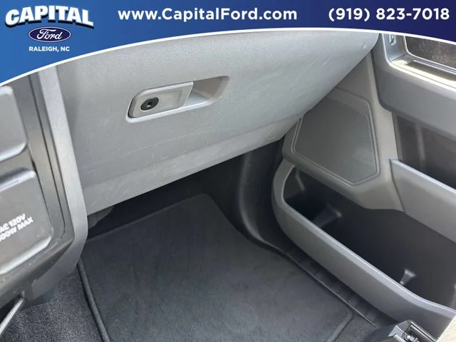 Used 2022 Silver Ford XLT image 27