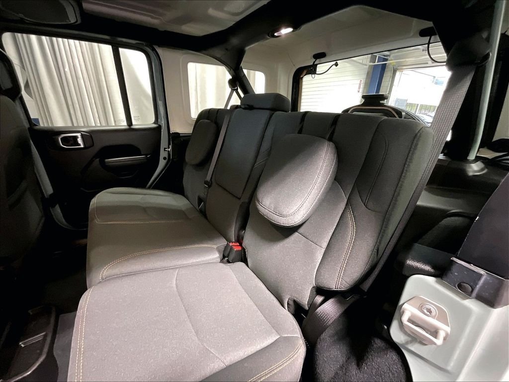 Used 2024 Gray Jeep Sport S 4xe image 15