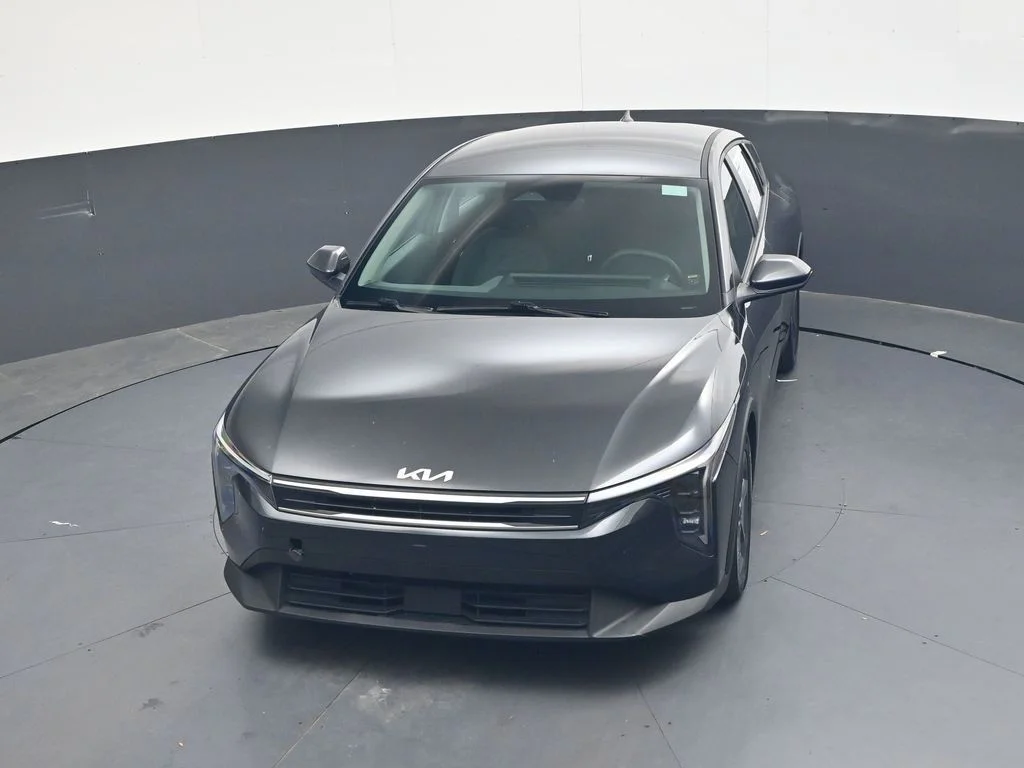 Used 2025 Gray Kia LXS image 32