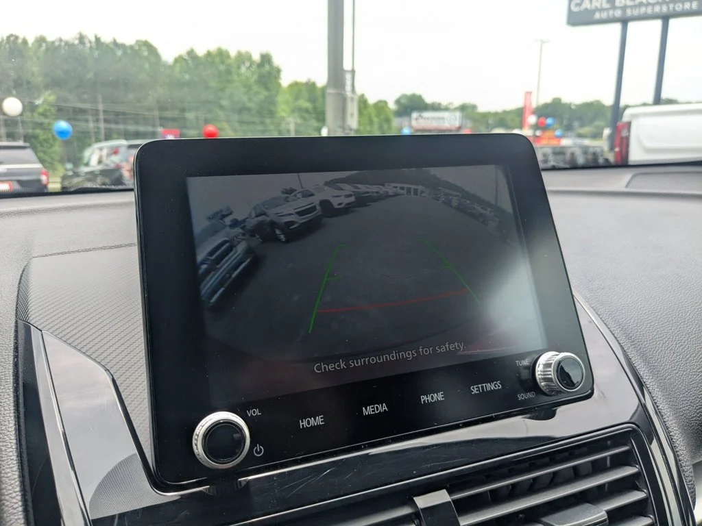Used 2024  Mitsubishi LE image 17