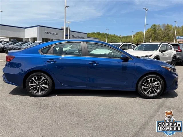 Used 2023 Blue Kia LXS image 16