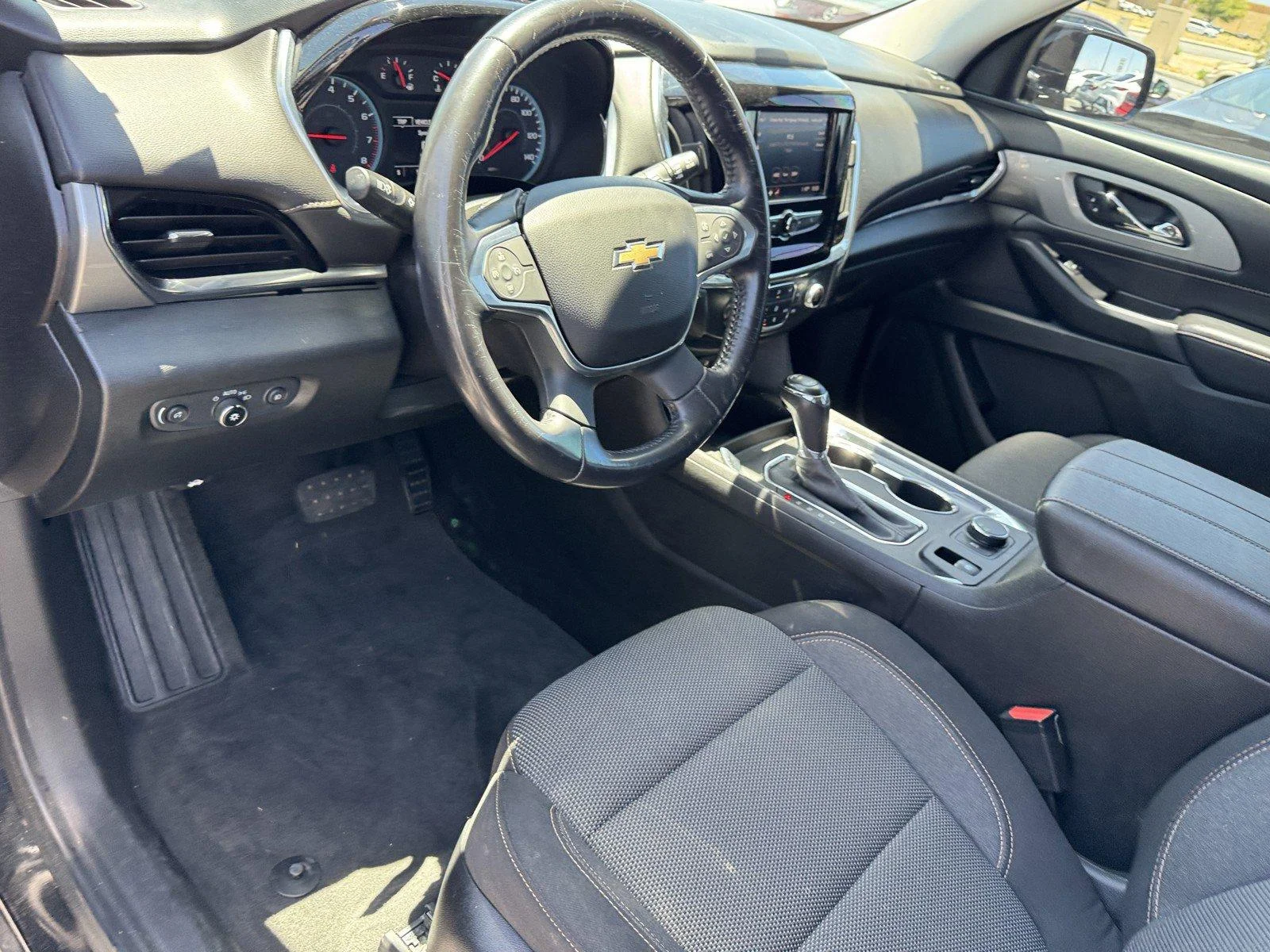 Used 2020 Mosaic Black Metallic Chevrolet LT Cloth image 15