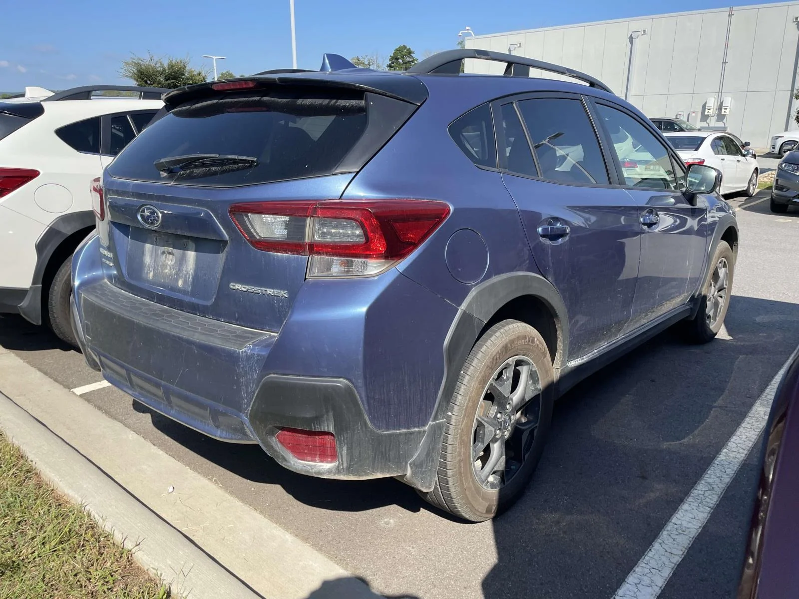 Used 2020 Quartz Blue Pearl Subaru Premium image 4