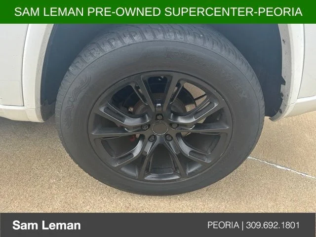 Used 2015 White Jeep Altitude image 8