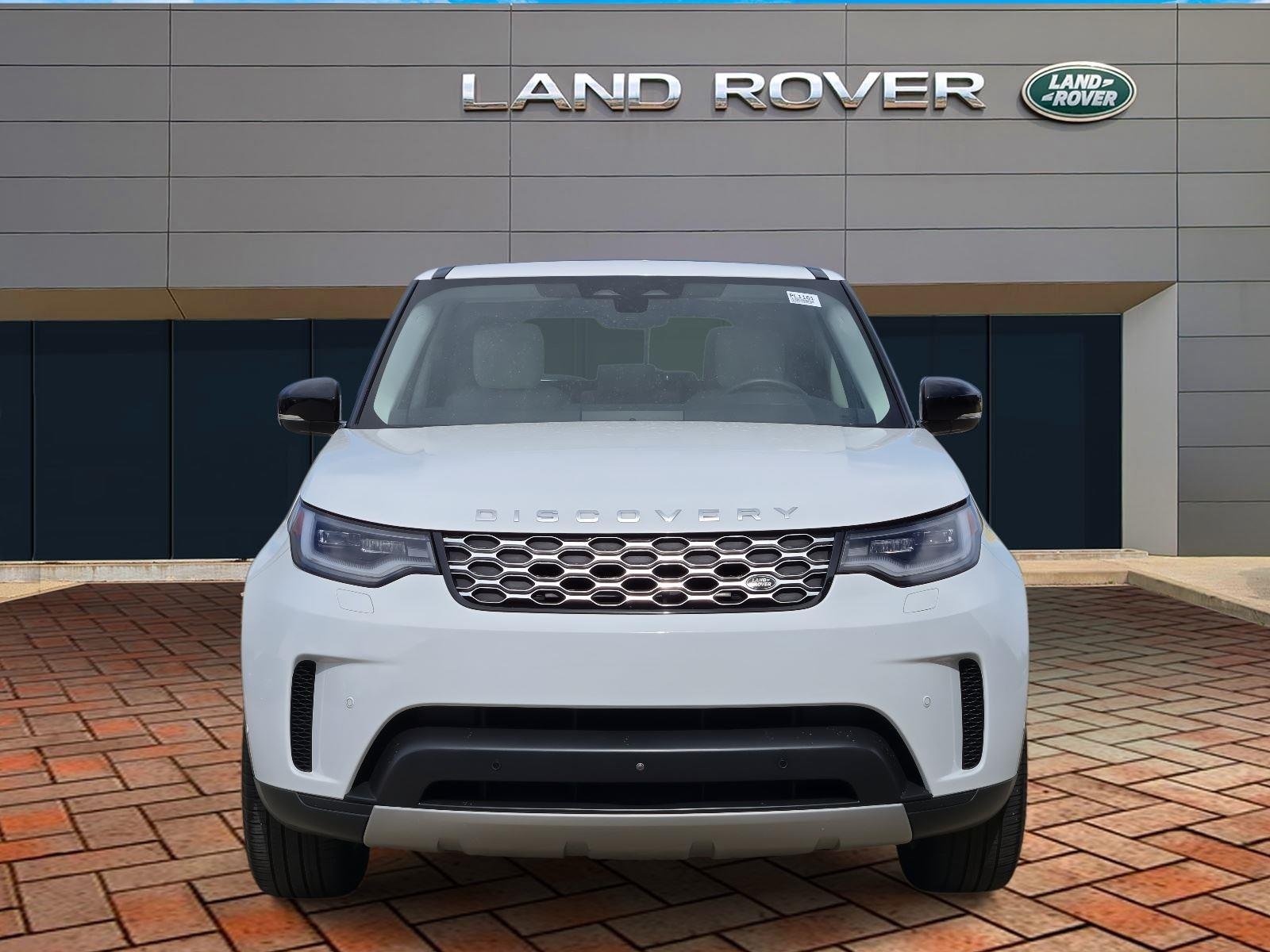 Used 2025 Fuji White Land Rover S image 2